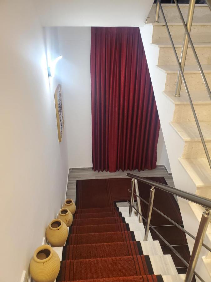 Bs Hotel Драч Екстериор снимка