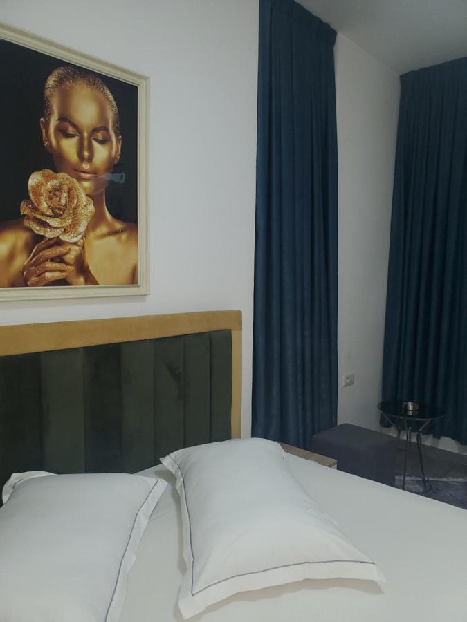 Bs Hotel Драч Екстериор снимка