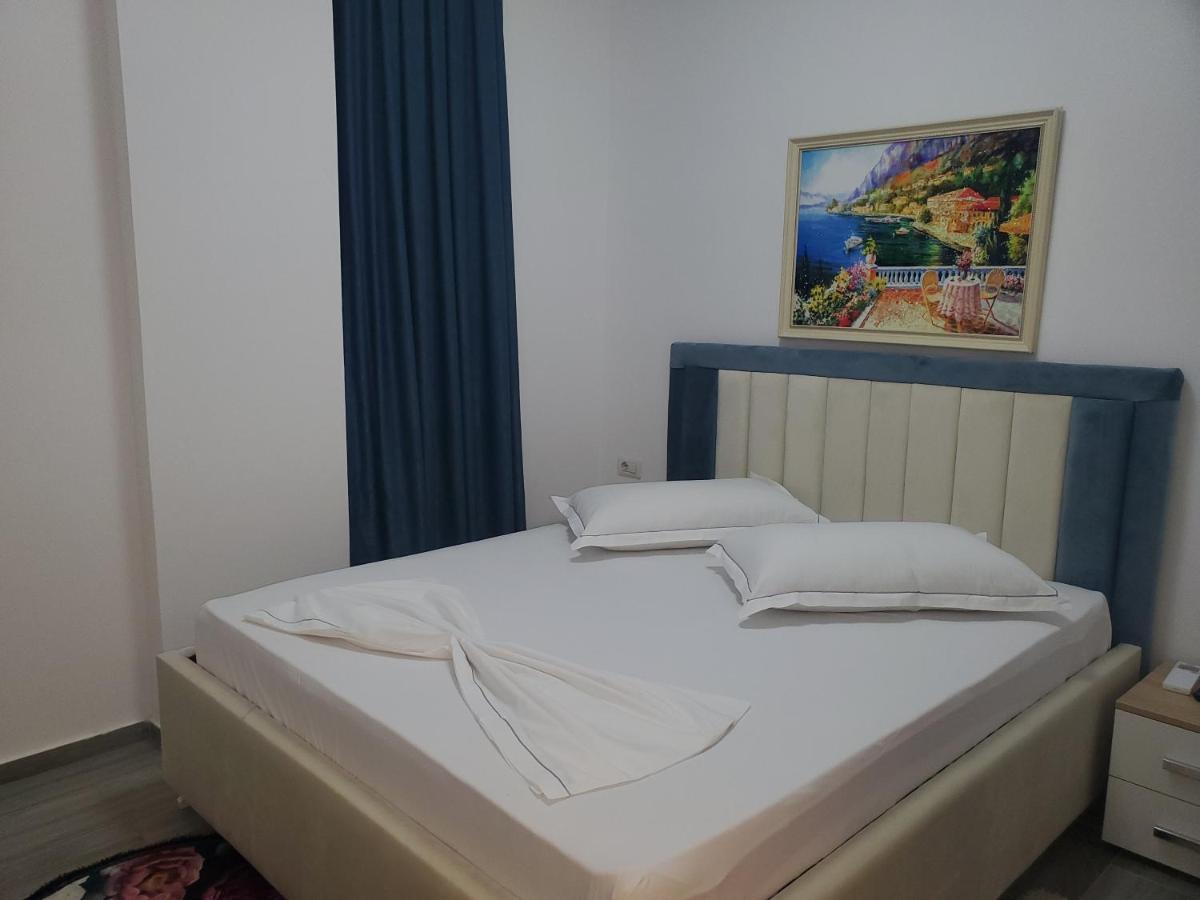 Bs Hotel Драч Екстериор снимка
